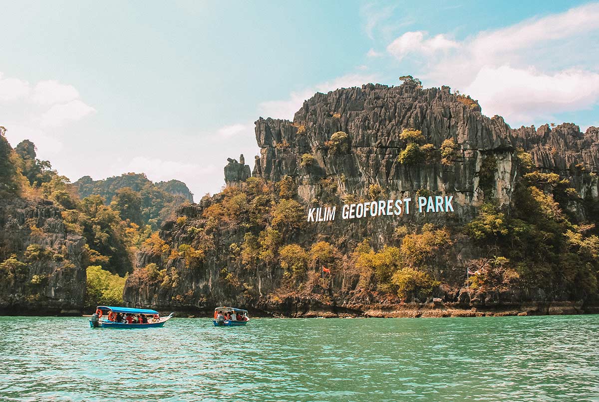 Jelajahi Keindahan Mangrove Langkawi: Tur yang Menggugah